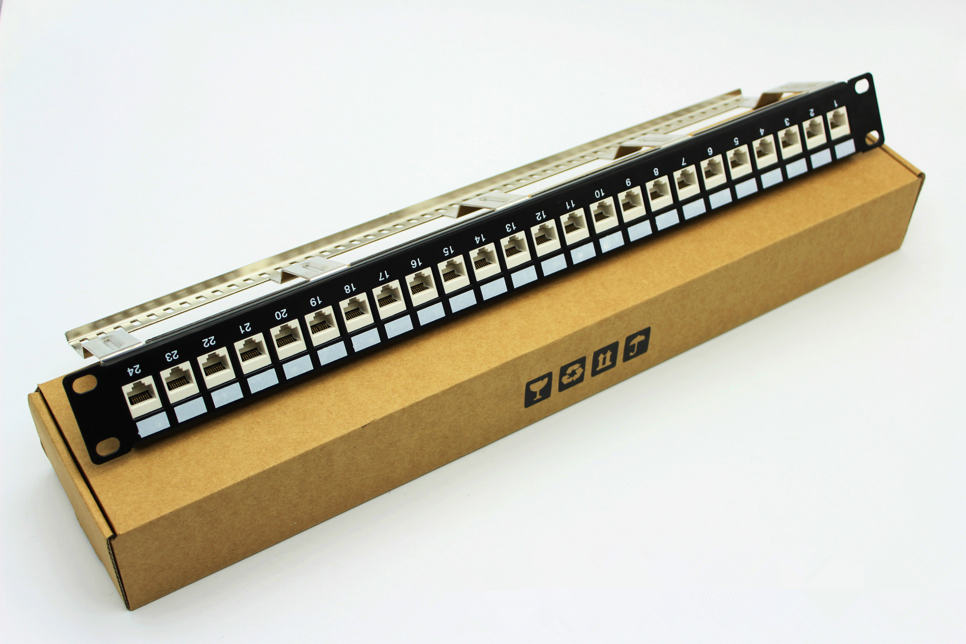 Network Cat6 Modular Patch Panel 24Port RJ45 Patch Panels With Keystone Jacks Fluke Pass Category 6 Pach Panels